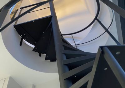 escaleras caracil duplex madrid rotated